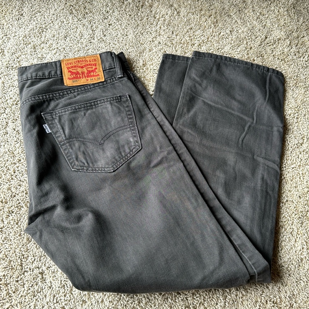 Levi Strauss and Company style 505 W34 L32